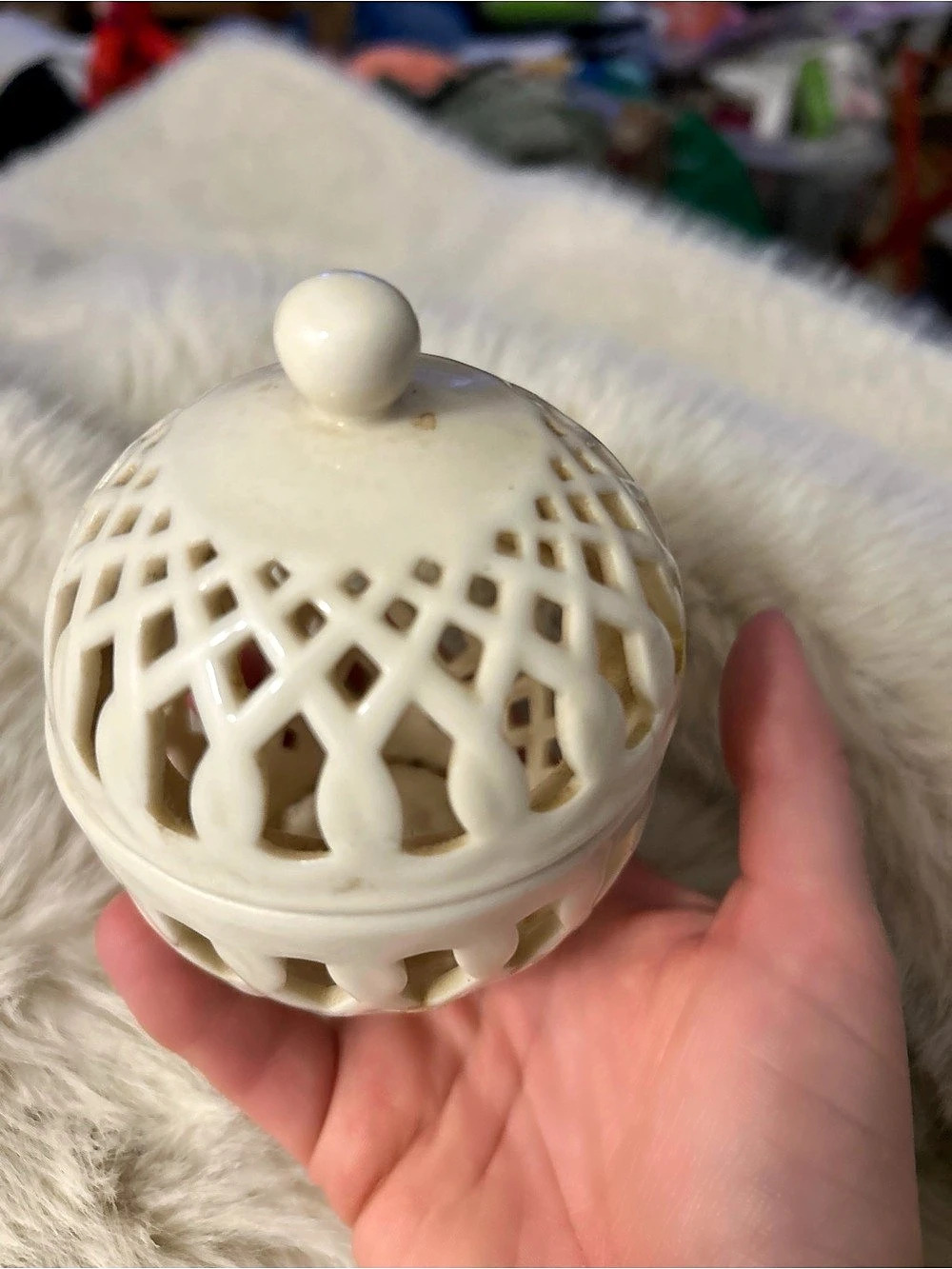 Nostalgia by Andrea by Sadek Porcelain Lattice Decor Cream